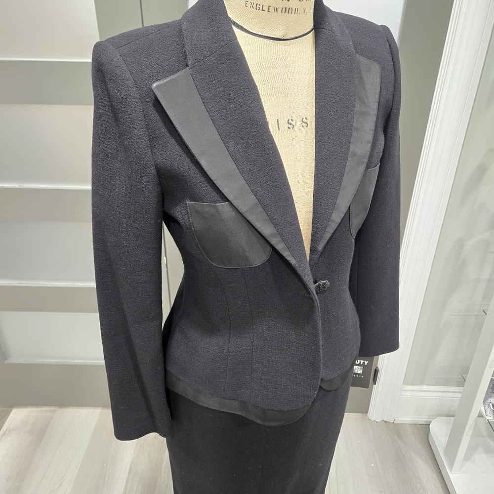RUTY PARIS Vintage  Blazer and Skirt Ensemble
